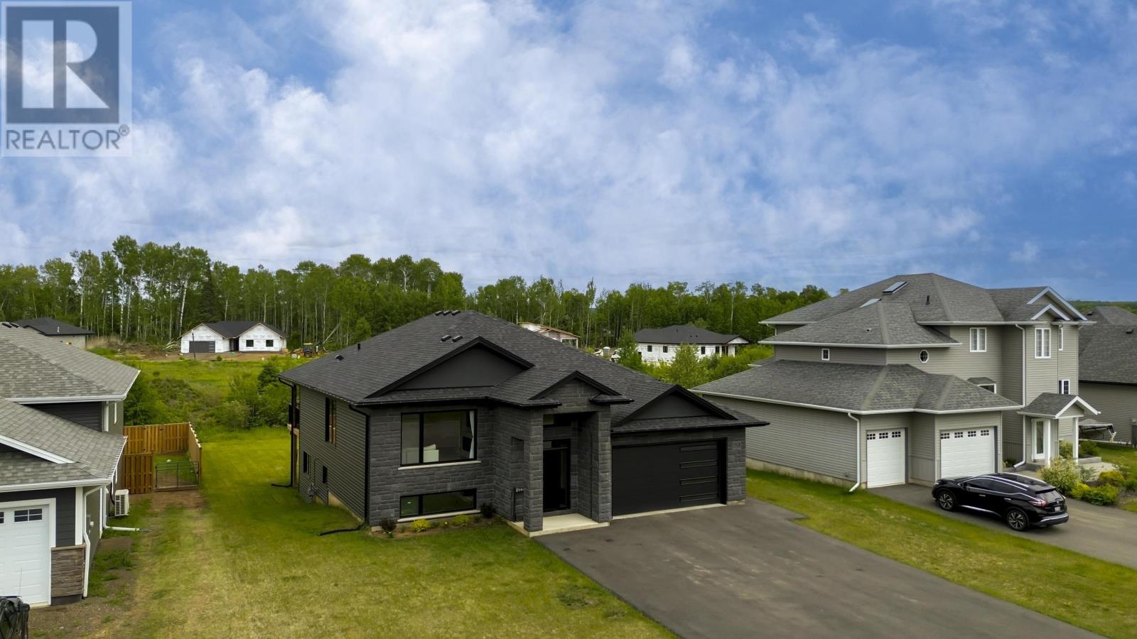 2708 King George's Park Dr., Thunder Bay, Ontario  P7K 0V4 - Photo 4 - TB2601689