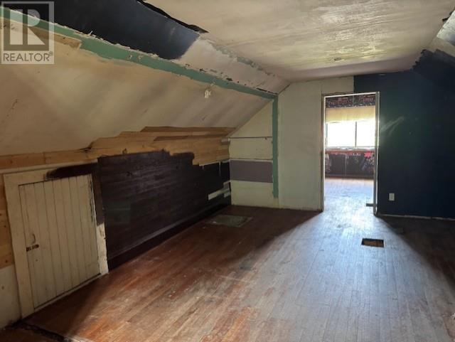 132 Northern Ave, Thunder Bay, Ontario  P7C 2V5 - Photo 8 - TB2602440