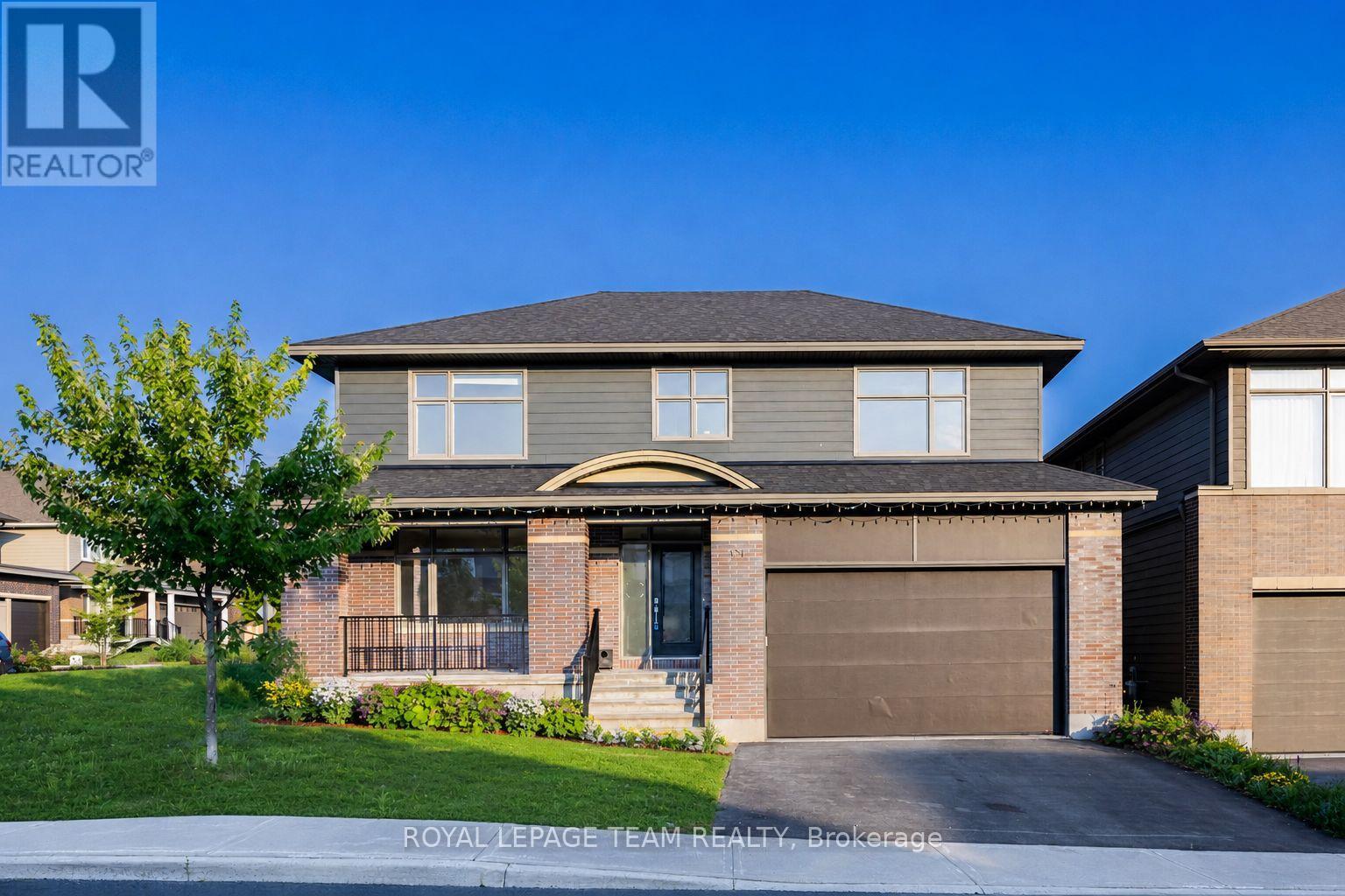 131 Escarpment Crescent, Ottawa, Ontario  K2T 0L8 - Photo 1 - X13697182