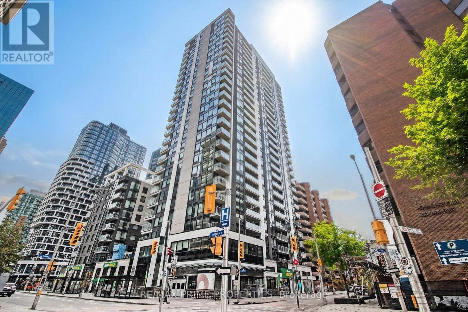 1307 - 340 Queen Street, Ottawa, Ontario  K1R 0G1 - Photo 1 - X13697270