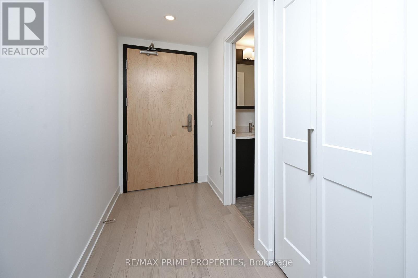 1307 - 340 Queen Street, Ottawa, Ontario  K1R 0G1 - Photo 2 - X13697270