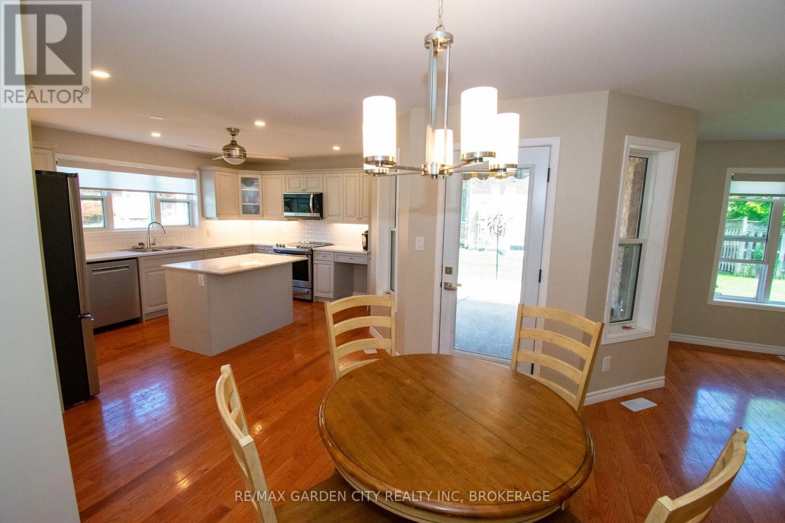 26 Las Road, West Lincoln, Ontario  L0R 2A0 - Photo 5 - X13697252