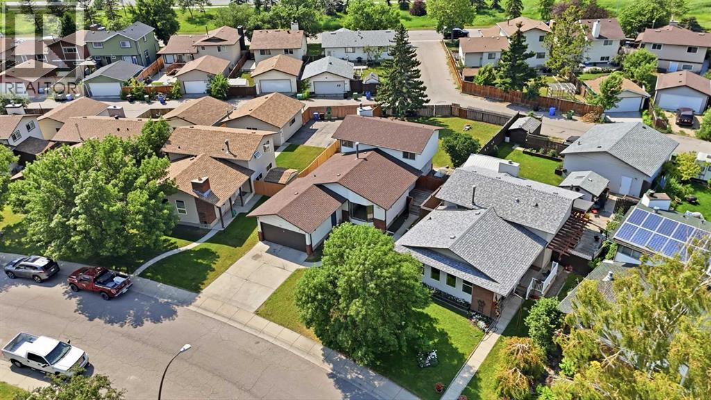 172 Templemont Drive NE, Calgary, Alberta  T1Y 4Z9 - Photo 2 - A2330304