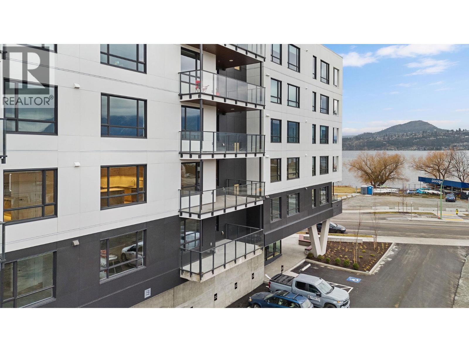 3051 Abbott Street Unit# 401, Kelowna, British Columbia  V1Y 0C4 - Photo 26 - 10397785