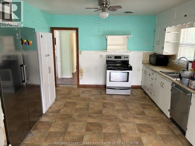 14 Smith Avenue, Leamington, Ontario  N8H 1G1 - Photo 5 - 26020398