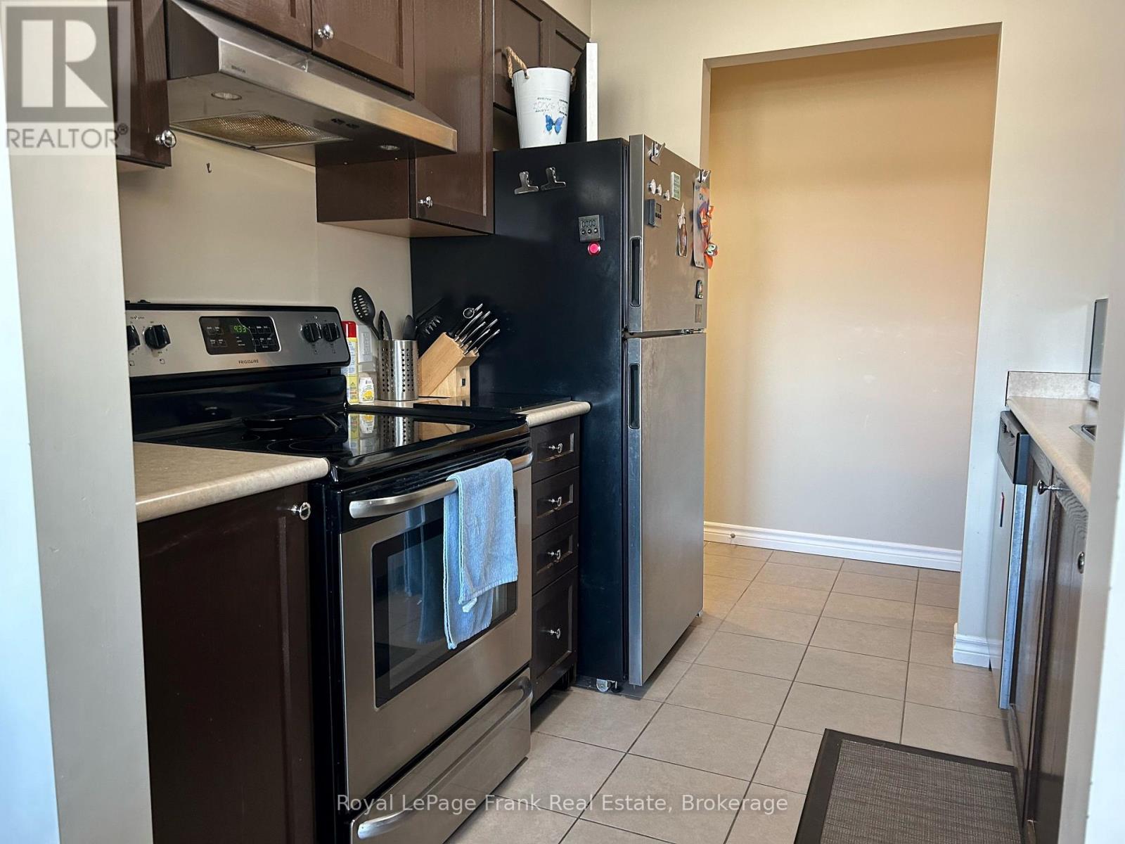 3 - 1418 Simcoe Street S, Oshawa, Ontario  L1H 4M4 - Photo 4 - E13696288