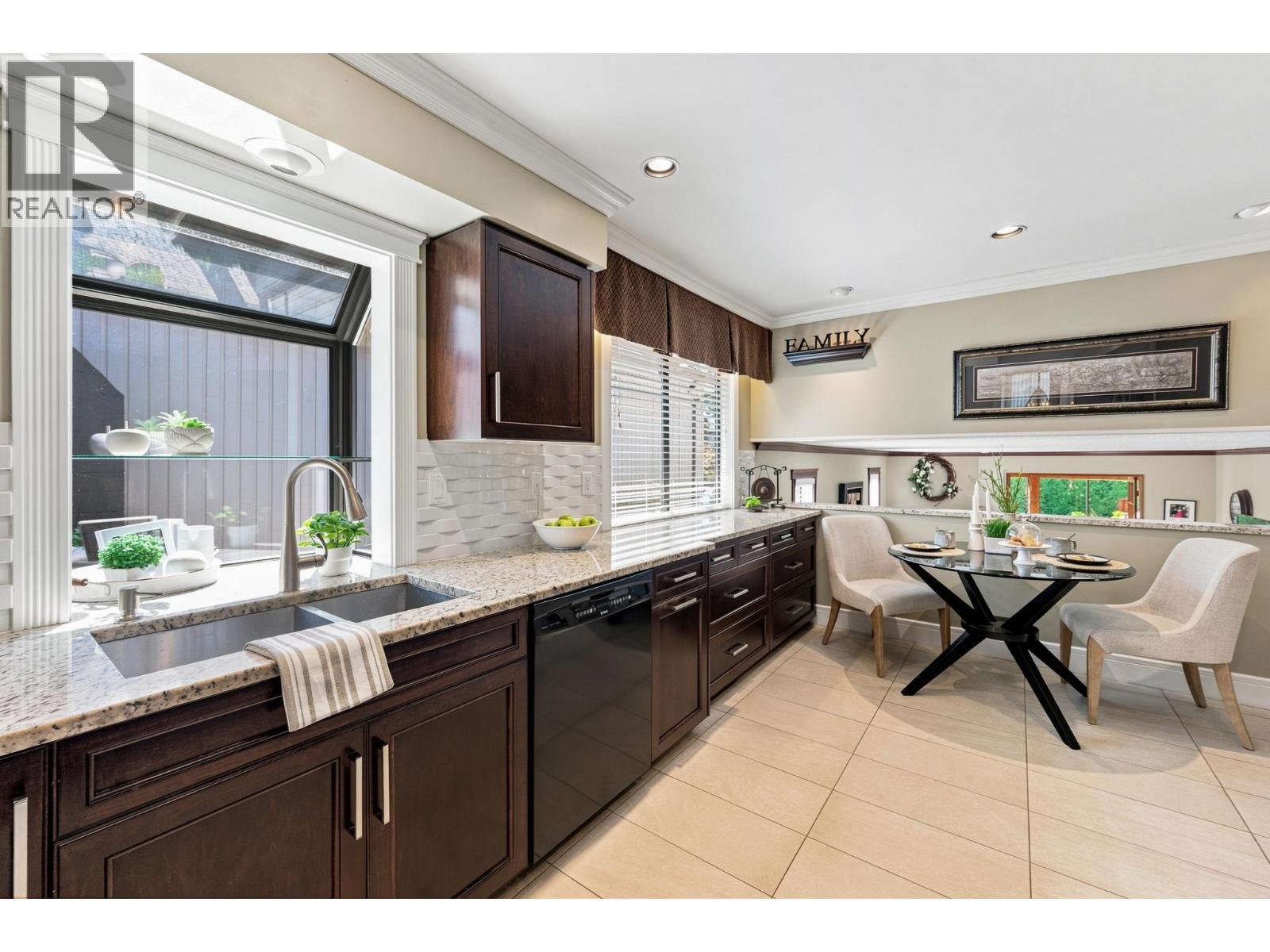 928 Merritt Street, Coquitlam, British Columbia  V3J 7M1 - Photo 10 - R3157587