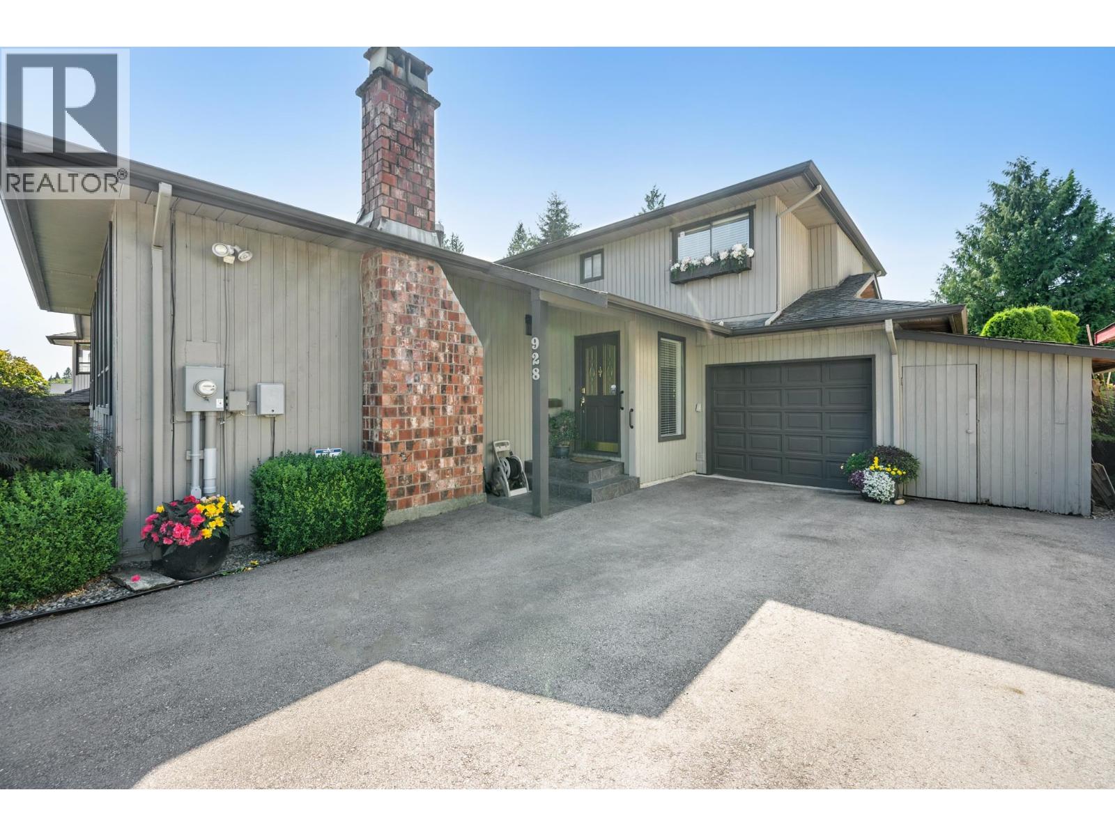 928 Merritt Street, Coquitlam, British Columbia  V3J 7M1 - Photo 2 - R3157587