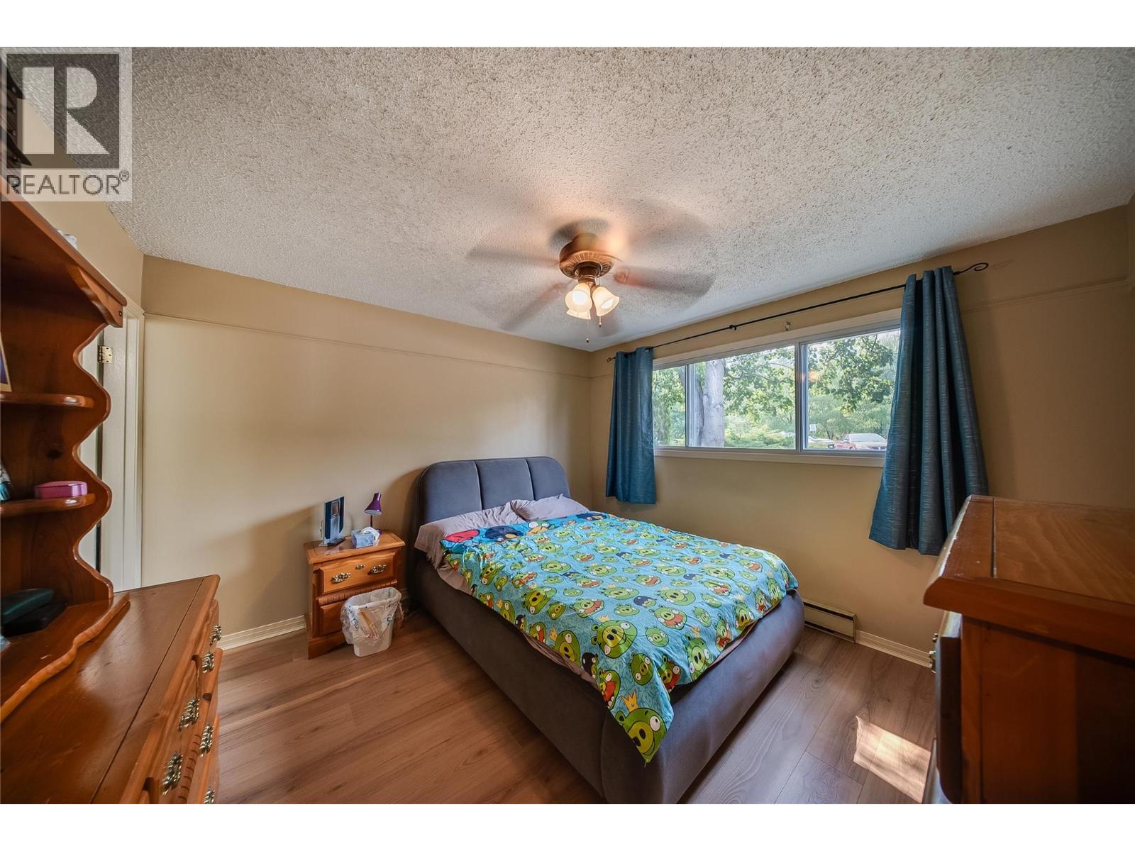 3509 5th Avenue, Castlegar, British Columbia  V1N 2V8 - Photo 20 - 10398093