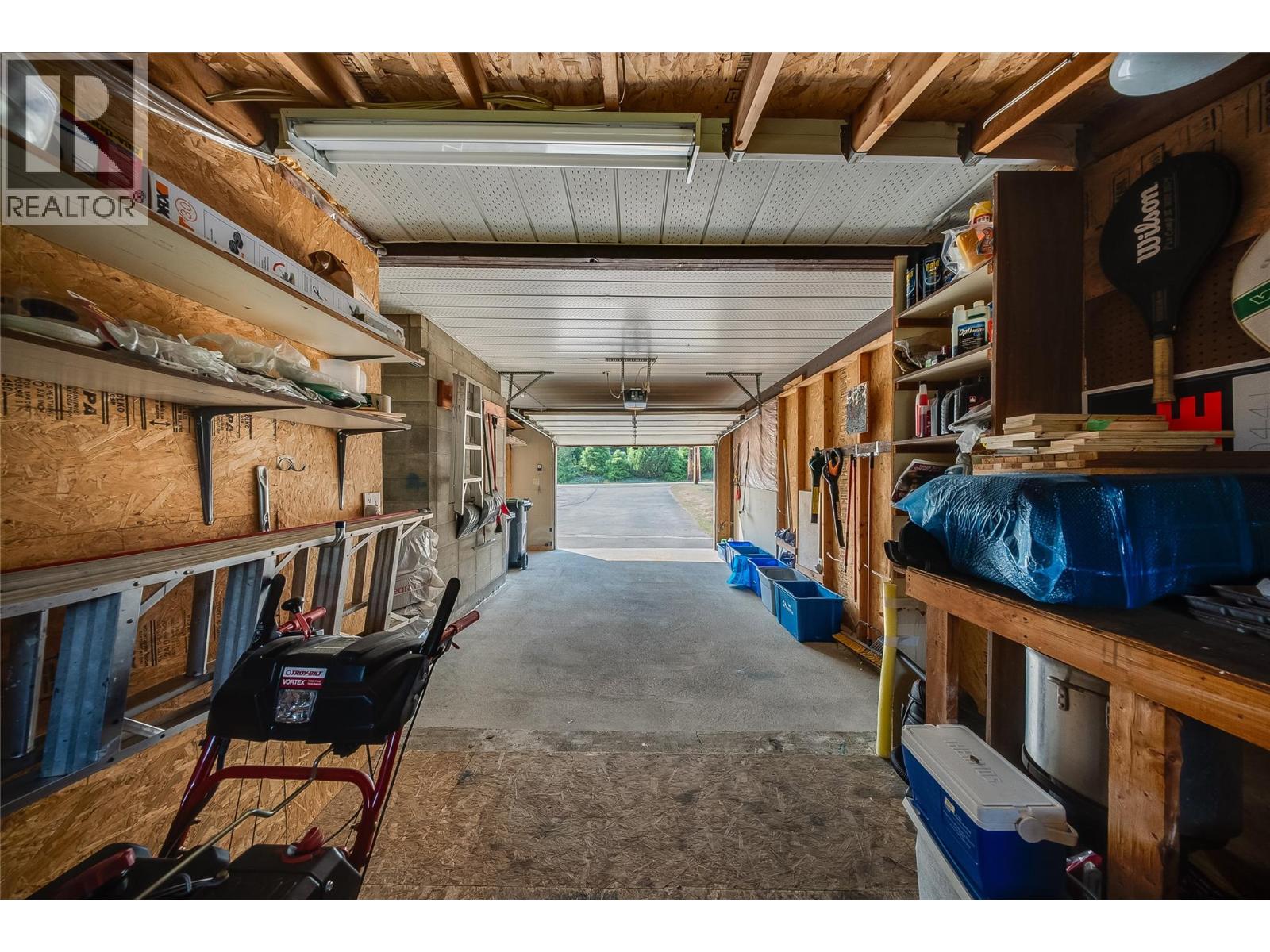 3509 5th Avenue, Castlegar, British Columbia  V1N 2V8 - Photo 41 - 10398093