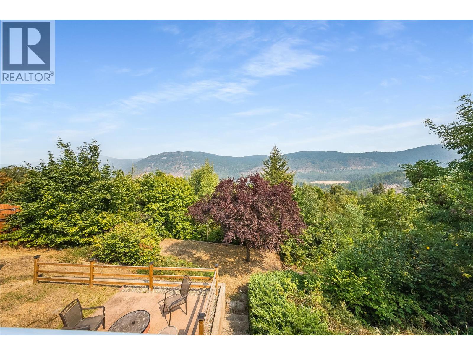 3509 5th Avenue, Castlegar, British Columbia  V1N 2V8 - Photo 54 - 10398093