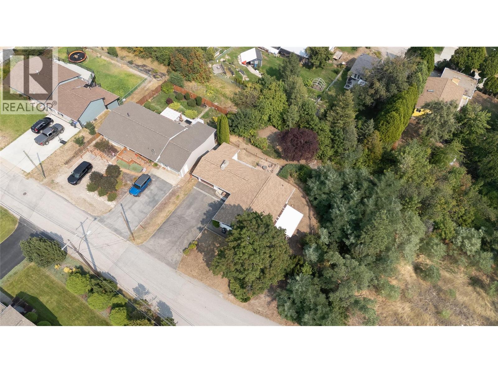 3509 5th Avenue, Castlegar, British Columbia  V1N 2V8 - Photo 55 - 10398093
