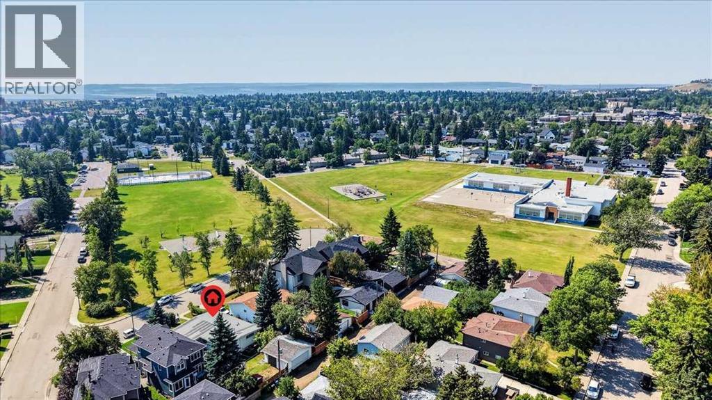 3308 Rutland Road SW, Calgary, Alberta  T3E 4R3 - Photo 3 - A2338614