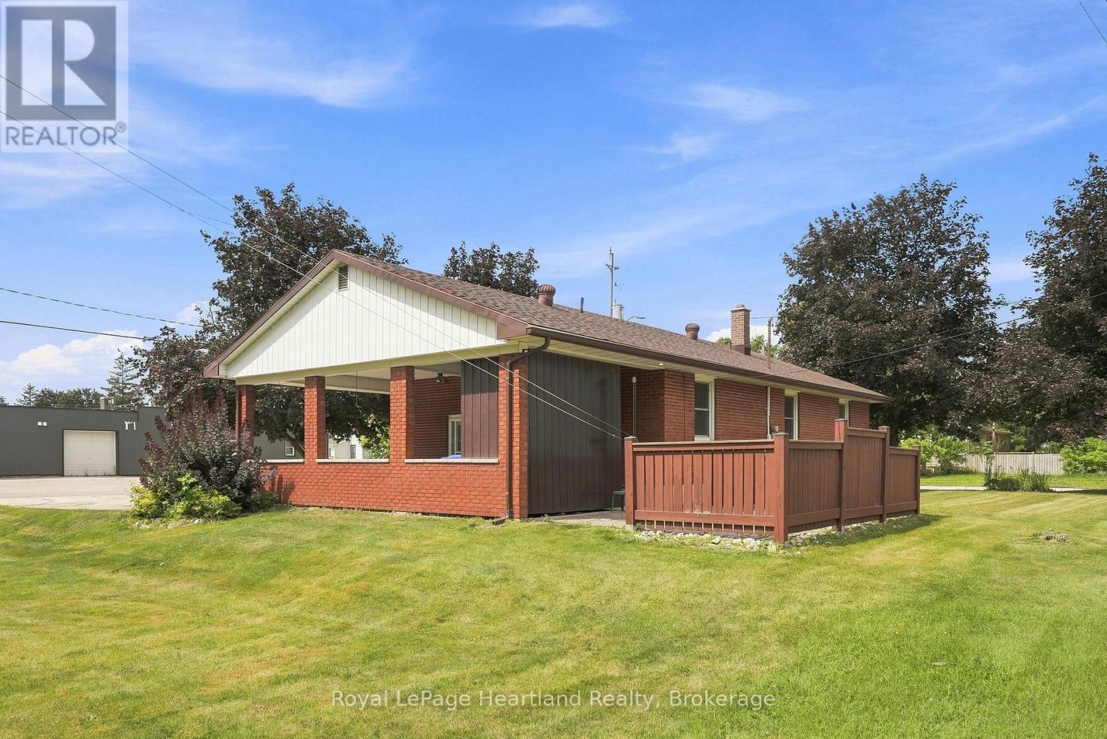 5 King Street, Minto, Ontario  N0G 1Z0 - Photo 33 - X13697260