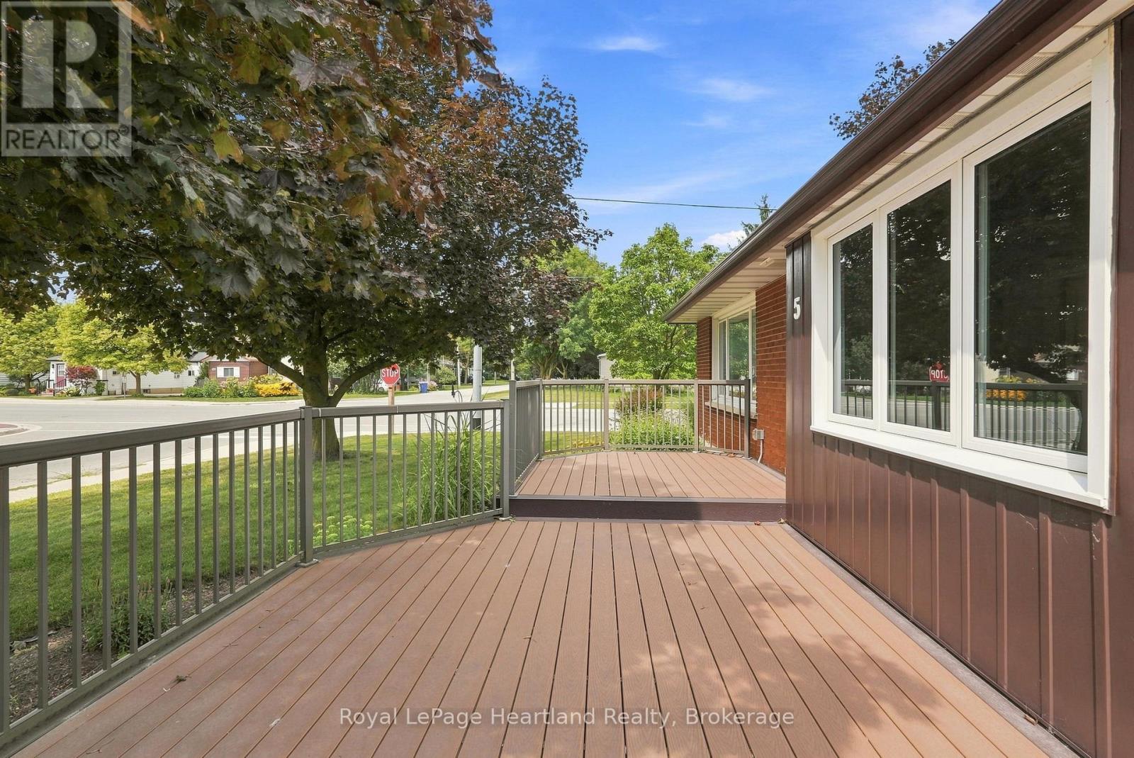 5 King Street, Minto, Ontario  N0G 1Z0 - Photo 4 - X13697260