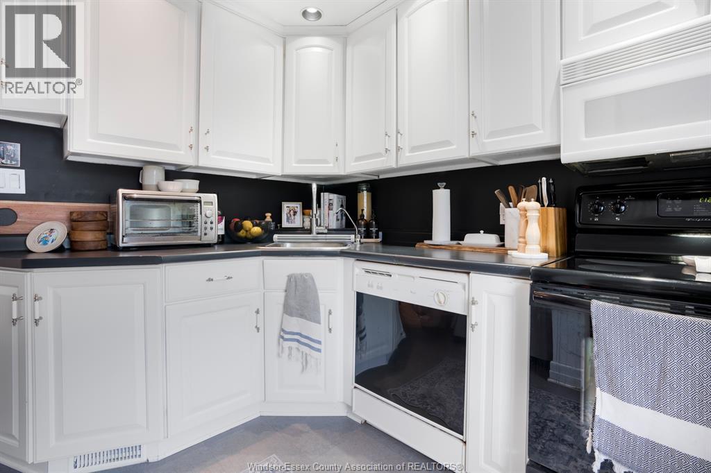11 College, Chatham, Ontario  N7M 4W7 - Photo 16 - 26020379
