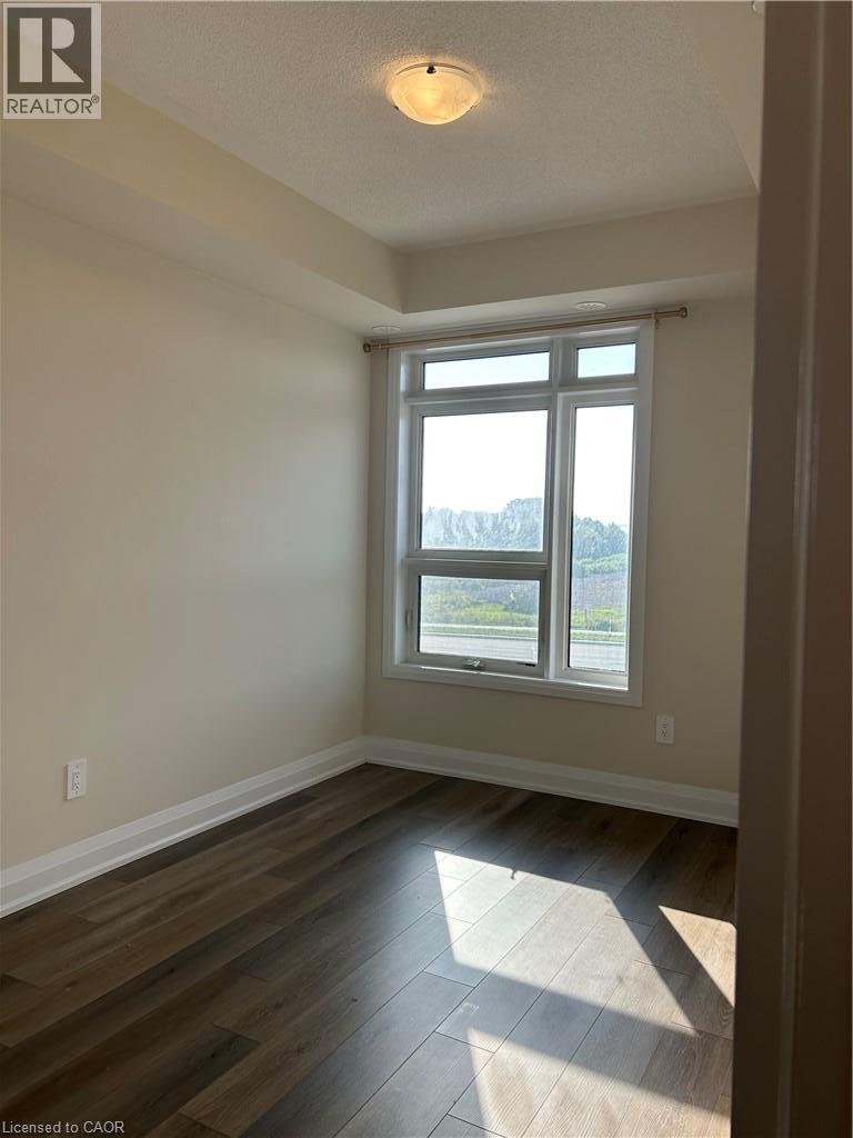 1581 Rose Way Unit# 106, Milton, Ontario  L7M 0L8 - Photo 14 - 40856154