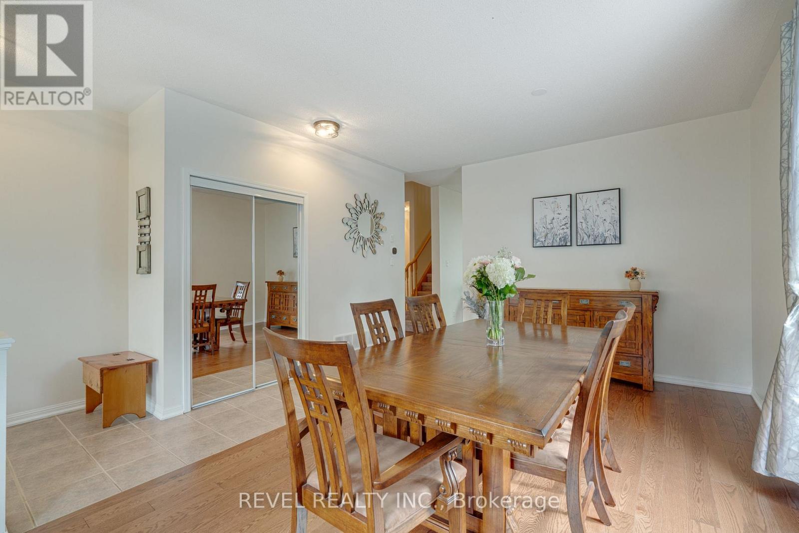 71 Livingston Road, Milton, Ontario  L9T 6B8 - Photo 6 - W13697148