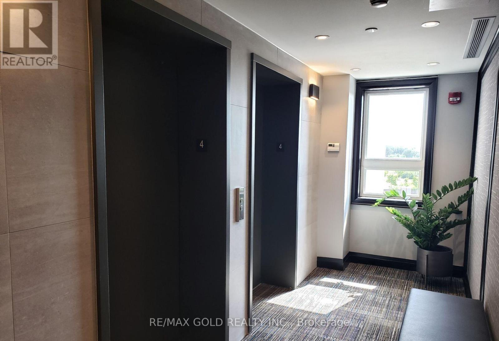 414 - 200 Lagerfeld Drive E, Brampton, Ontario  L7A 5G5 - Photo 4 - W13697192