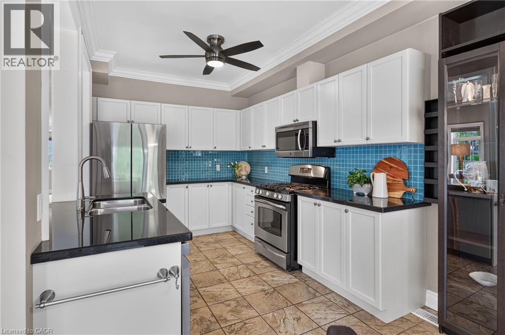 31 Sunvale Place Unit# 8, Stoney Creek, Ontario  L8E 4Z6 - Photo 11 - 40857165