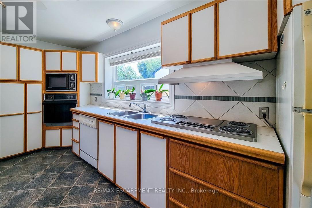 42 Lake Avenue N, Hamilton, Ontario  L8E 1L3 - Photo 18 - X13697146