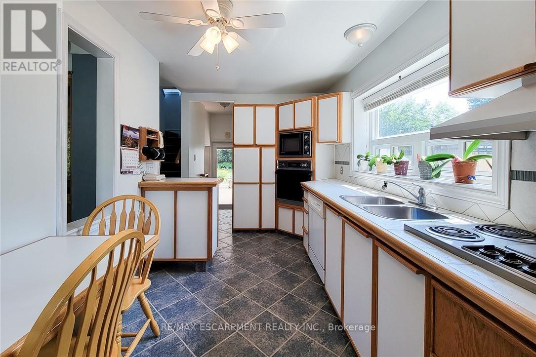 42 Lake Avenue N, Hamilton, Ontario  L8E 1L3 - Photo 20 - X13697146