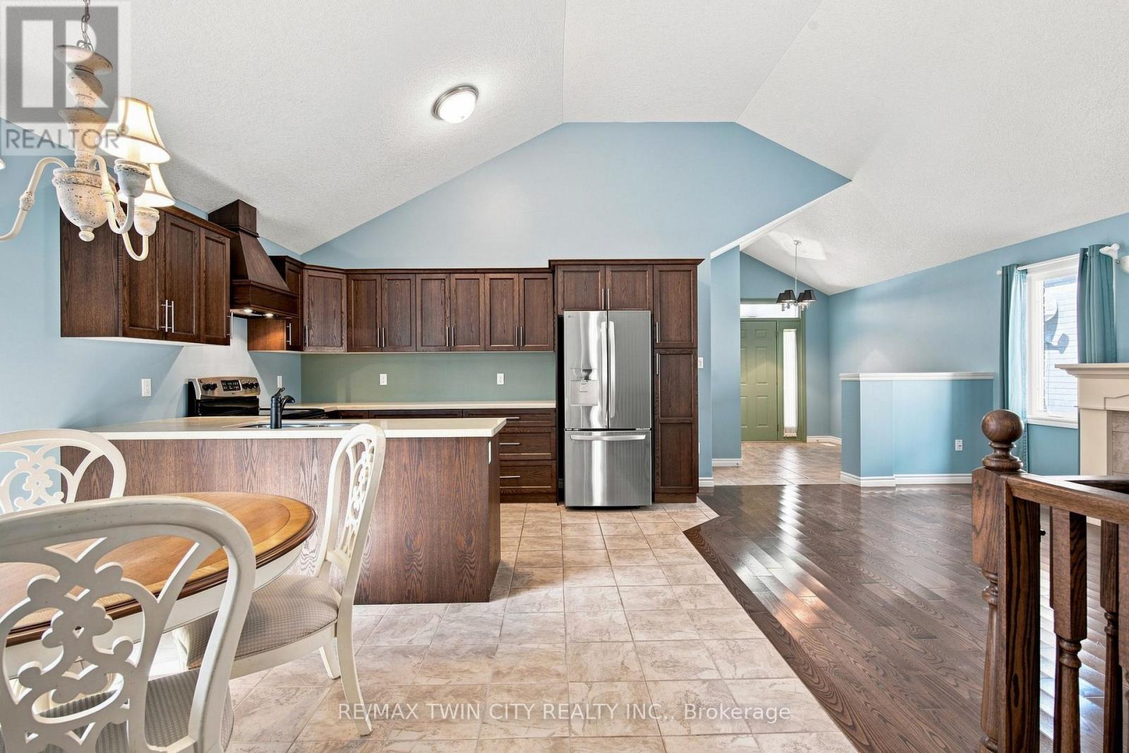 11 Lockwood Street, Cambridge, Ontario  N1P 0A5 - Photo 11 - X13697234