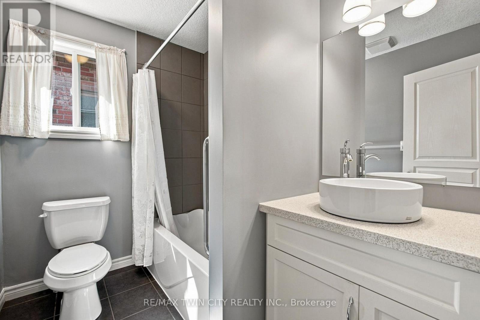 11 Lockwood Street, Cambridge, Ontario  N1P 0A5 - Photo 23 - X13697234