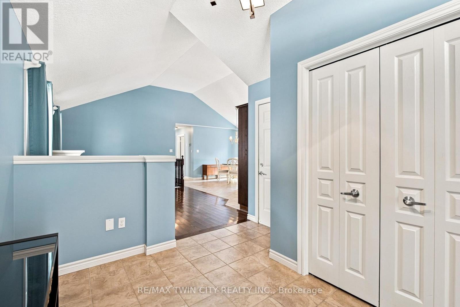11 Lockwood Street, Cambridge, Ontario  N1P 0A5 - Photo 6 - X13697234