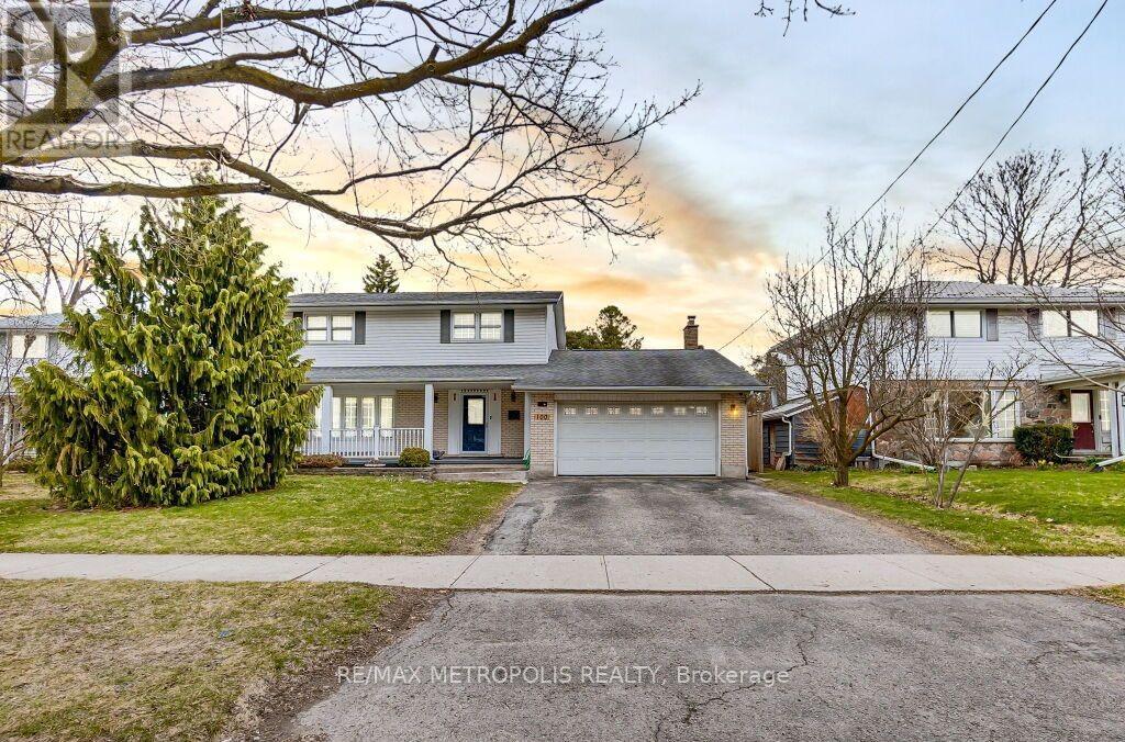 100 Warren Road, Kitchener, Ontario  N2M 4T4 - Photo 3 - X13697246
