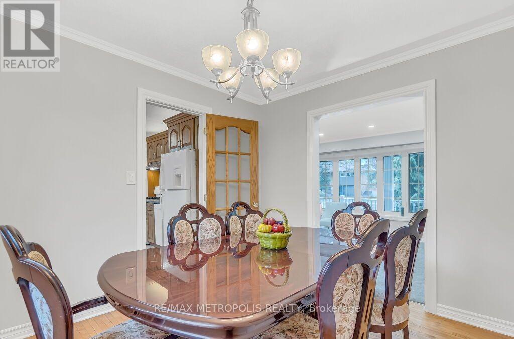 100 Warren Road, Kitchener, Ontario  N2M 4T4 - Photo 9 - X13697246