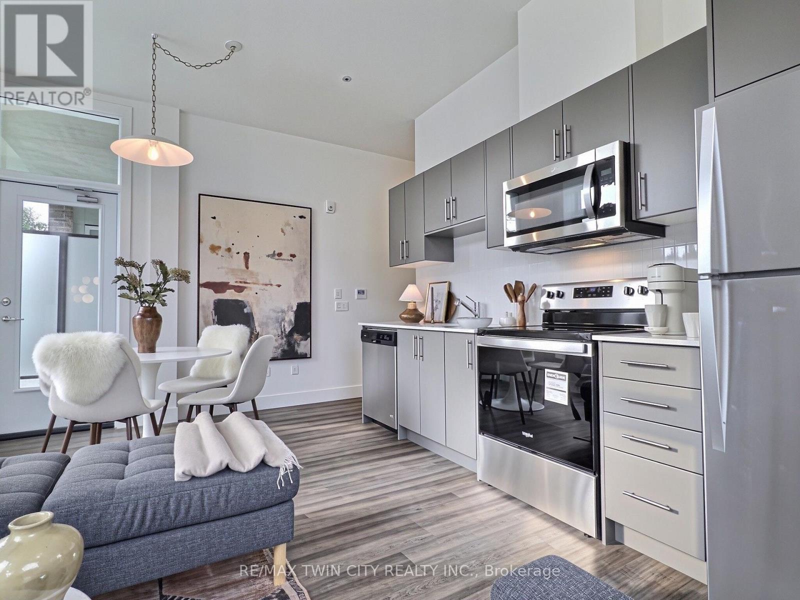 101 - 107 Roger Street, Waterloo, Ontario  N2J 1A4 - Photo 4 - X13697268
