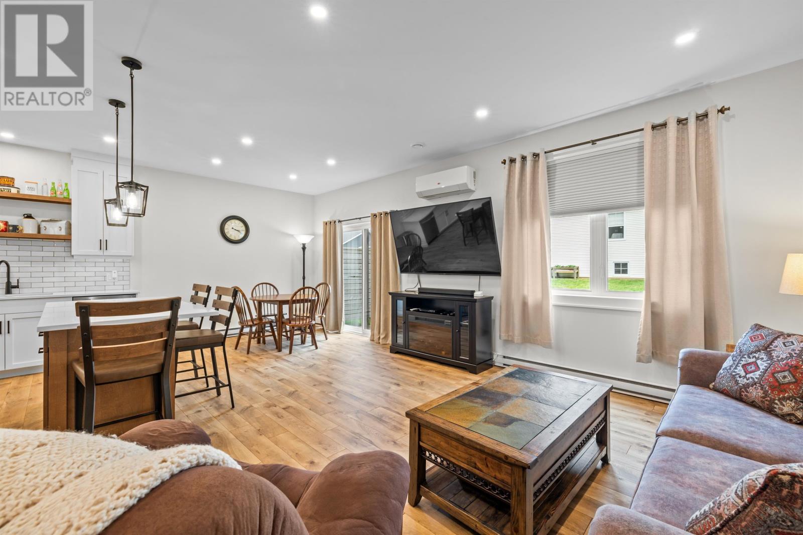 42 Kelly Heights, Stratford, Prince Edward Island  C1B 4M2 - Photo 11 - 202621141