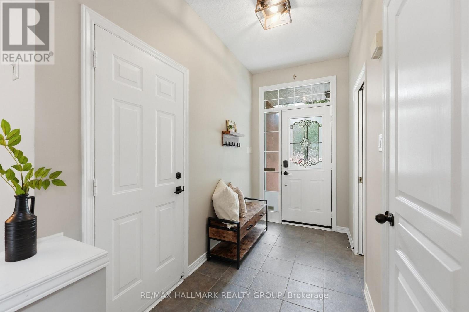 107 Bishops Mills Way, Ottawa, Ontario  K2K 3C2 - Photo 3 - X13671844