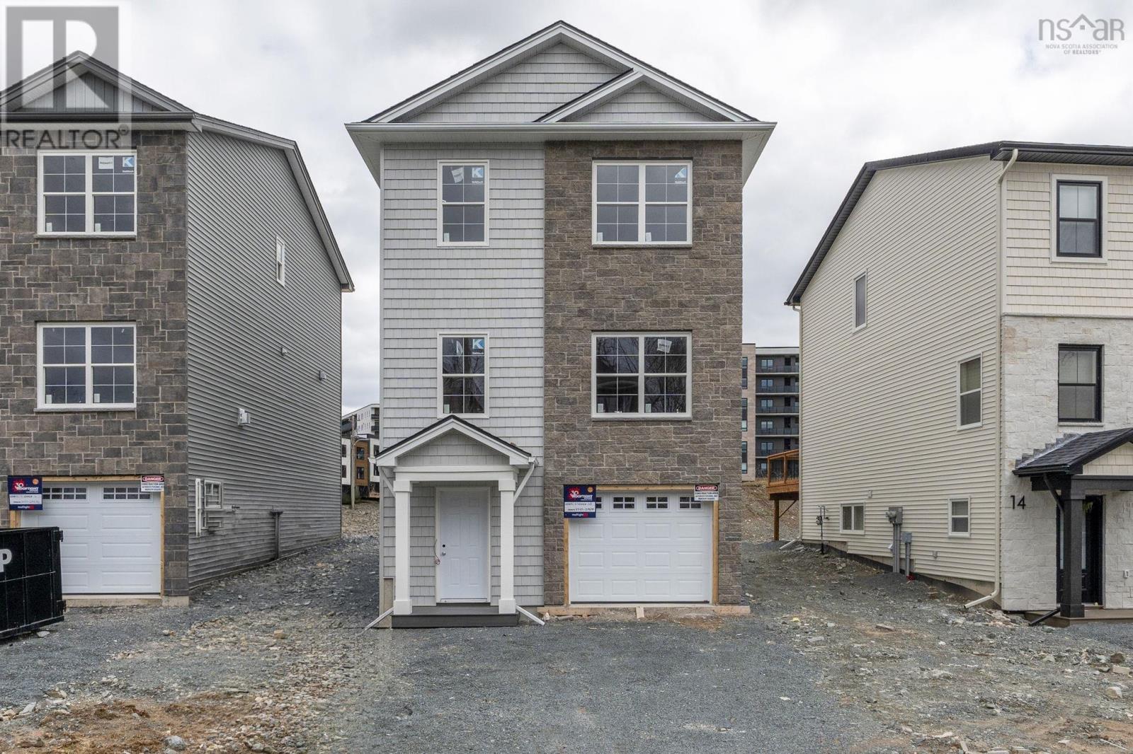 PC-3 10 Pearlgarden Close, Dartmouth, Nova Scotia