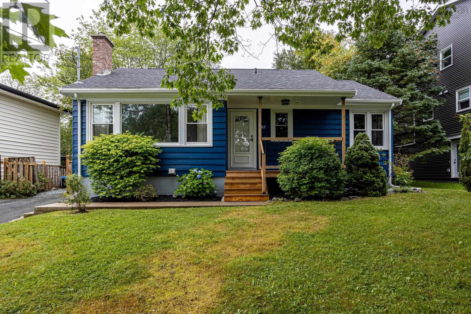 62 Douglas Crescent, Halifax, Nova Scotia B3M 3E3 - Photo 2 - 202621125