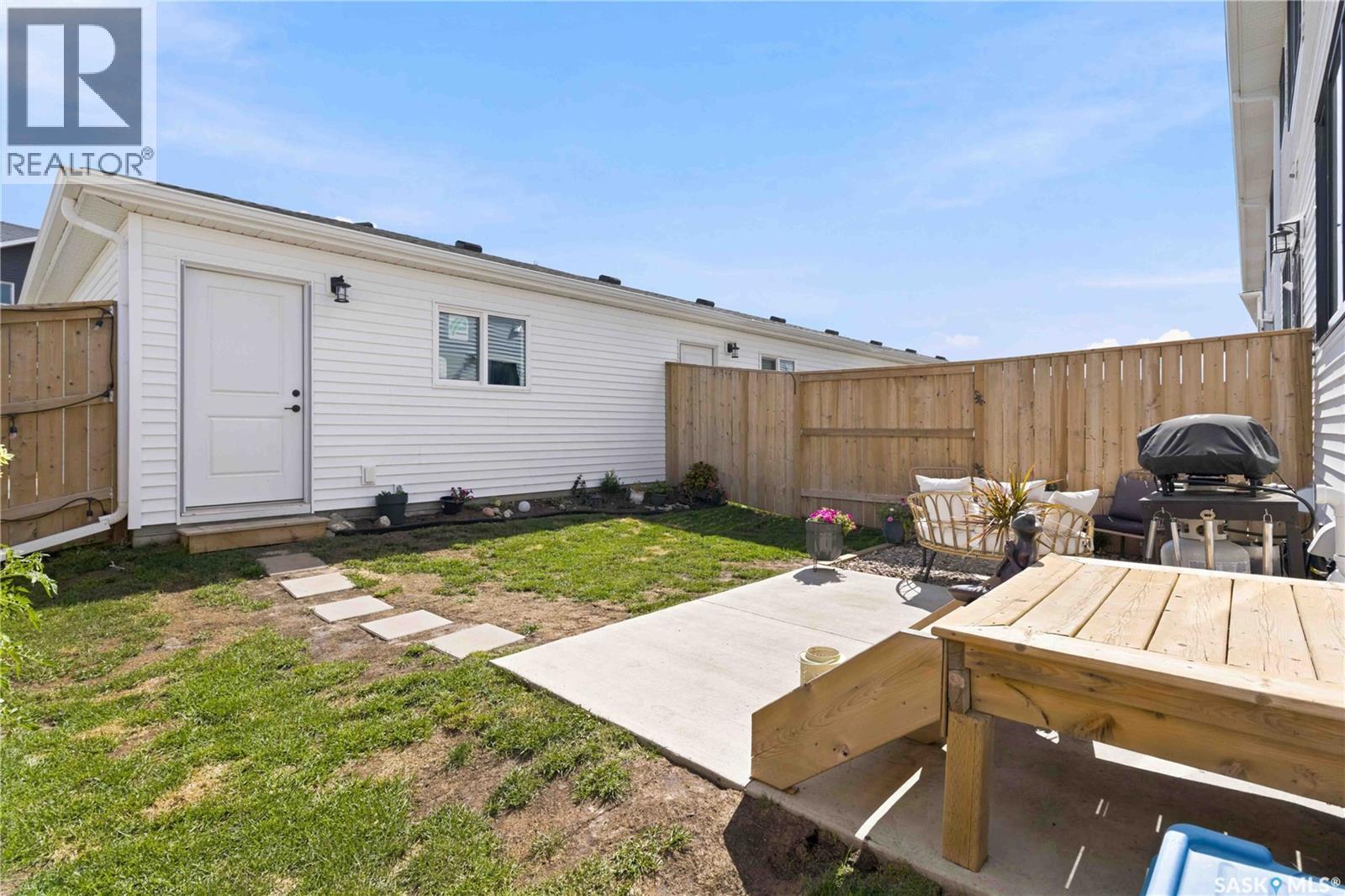 3089 Brighton Common, Saskatoon, Saskatchewan S7V 0Z5 - Photo 46 - SK046134