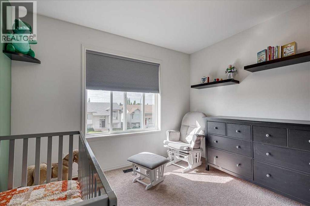 135 Inglewood Drive, Red Deer, Alberta  T4R 0A5 - Photo 27 - A2337061