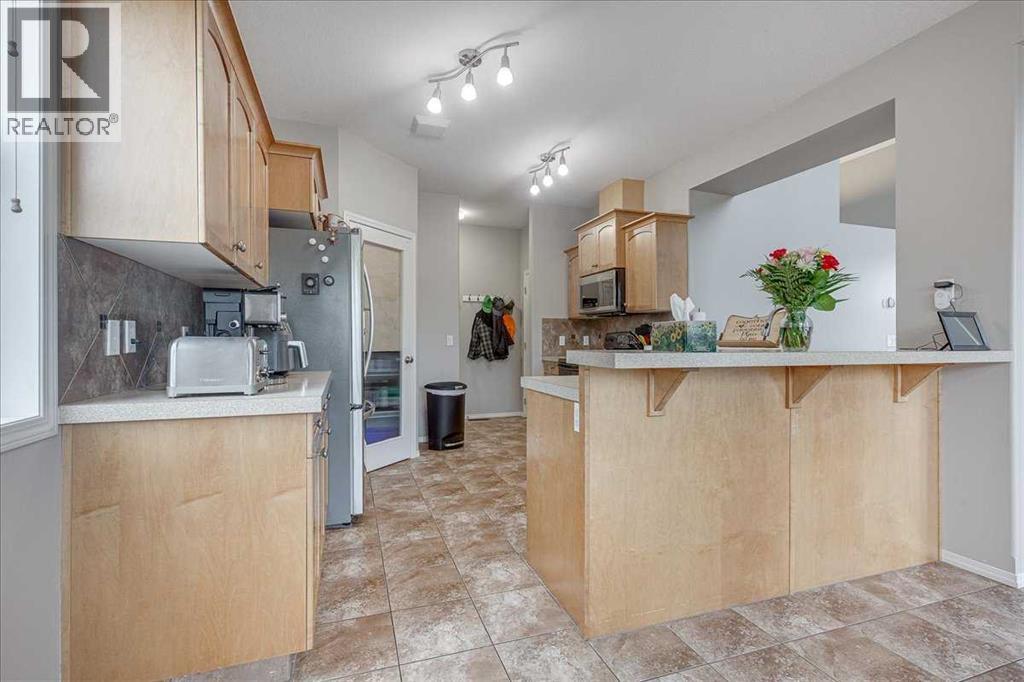 135 Inglewood Drive, Red Deer, Alberta  T4R 0A5 - Photo 10 - A2337061