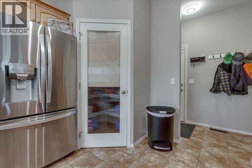 135 Inglewood Drive, Red Deer, Alberta  T4R 0A5 - Photo 12 - A2337061