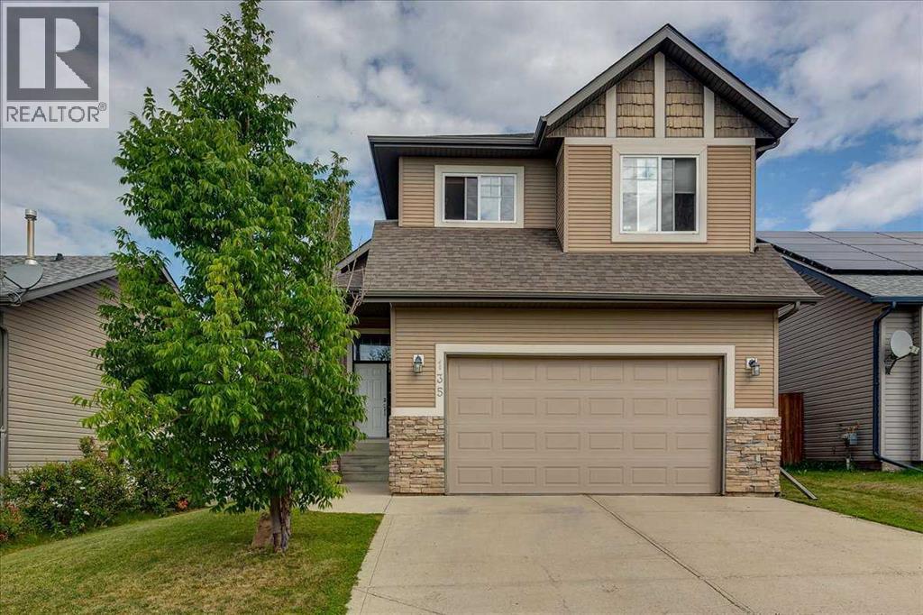 135 Inglewood Drive, Red Deer, Alberta  T4R 0A5 - Photo 1 - A2337061