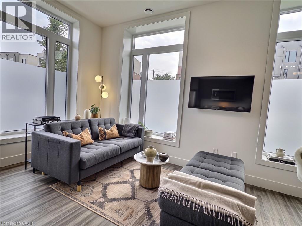 107 Roger Street Unit# 101, Waterloo, Ontario  N2J 0G3 - Photo 13 - 40856274