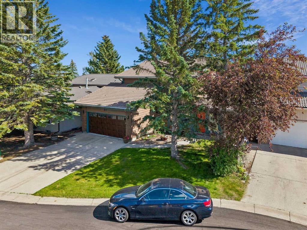 31 Edgehill Bay NW, Calgary, Alberta  T3A 2X2 - Photo 43 - A2328443