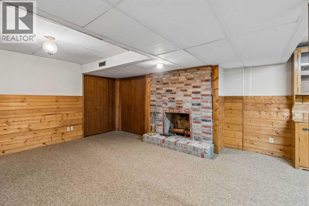 31 Edgehill Bay NW, Calgary, Alberta  T3A 2X2 - Photo 31 - A2328443