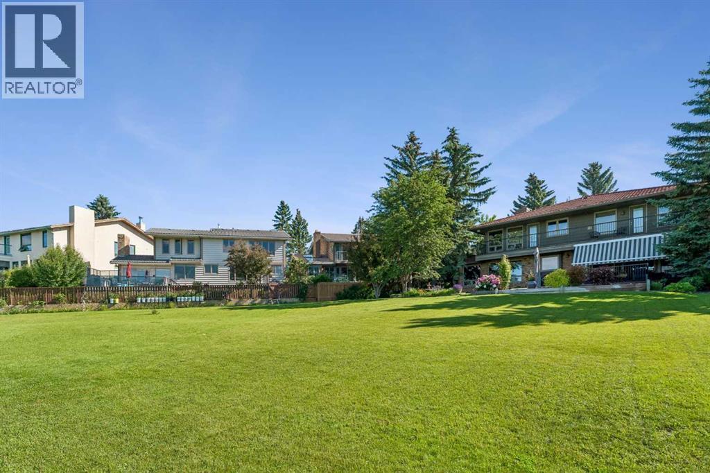 31 Edgehill Bay NW, Calgary, Alberta  T3A 2X2 - Photo 40 - A2328443