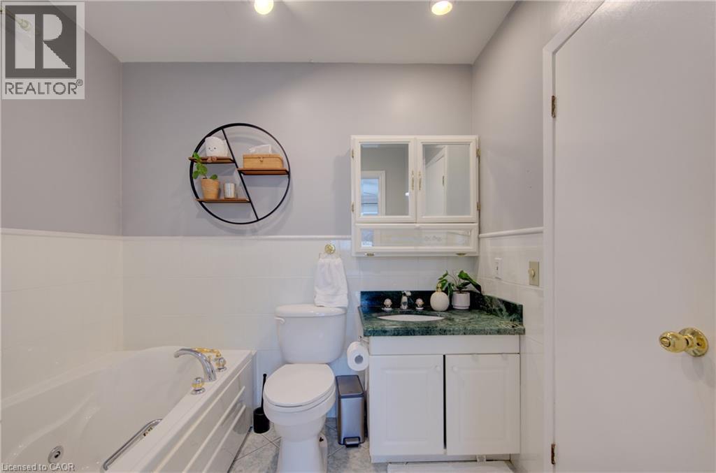 2 Allanton Boulevard, Brantford, Ontario  N3R 3B9 - Photo 13 - 40857071