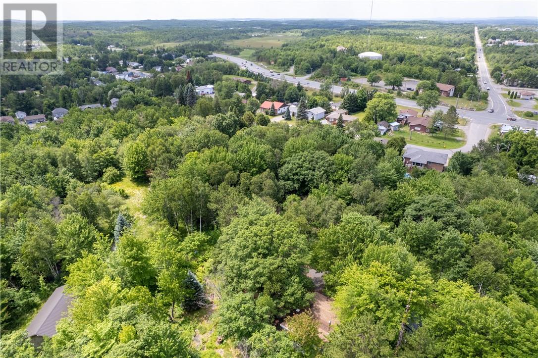 378 Courtemache, Greater Sudbury, Ontario  P3N 1L5 - Photo 24 - 2129902