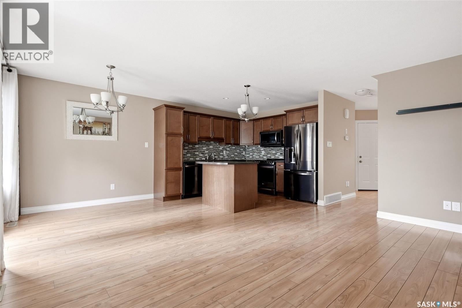 837 Connaught Street, Regina, Saskatchewan  S4T 6S3 - Photo 1 - SK046207