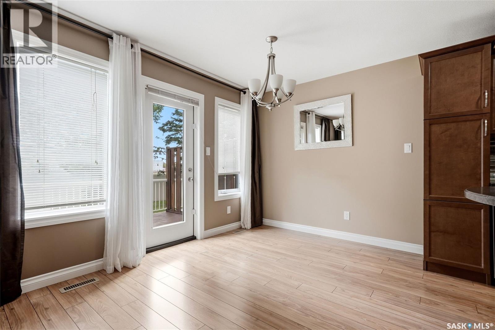 837 Connaught Street, Regina, Saskatchewan  S4T 6S3 - Photo 7 - SK046207