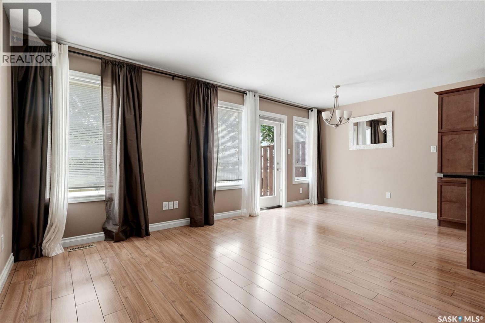 837 Connaught Street, Regina, Saskatchewan  S4T 6S3 - Photo 8 - SK046207